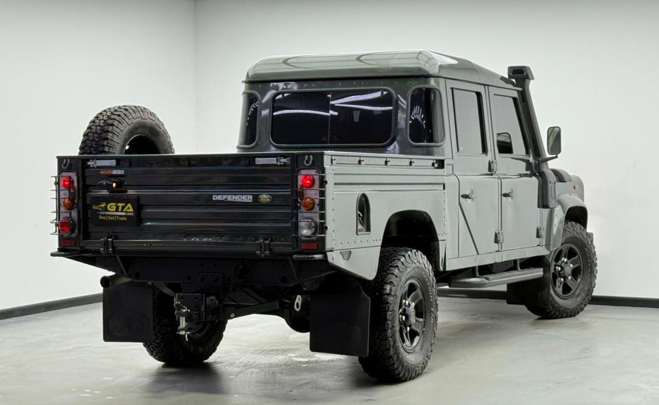 لاند روفر ديفندر 2008 Land Rover Defender 130, Heated Seats, Snorkel, Excellent Condition, European