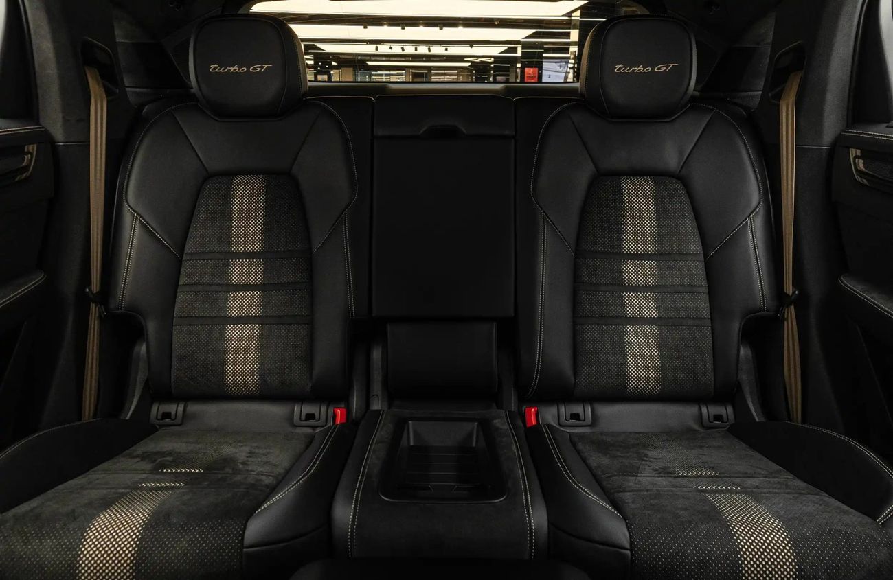 Porsche Cayenne 4.0L V8 Twin-Turbocharged Engine