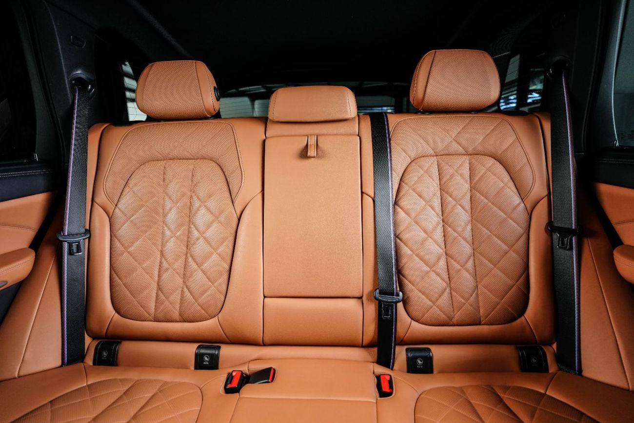 BMW X5 40i M SPORT GCC-BMW Warranty&amp;Service Contract Until 2029-BMW Individual Interior