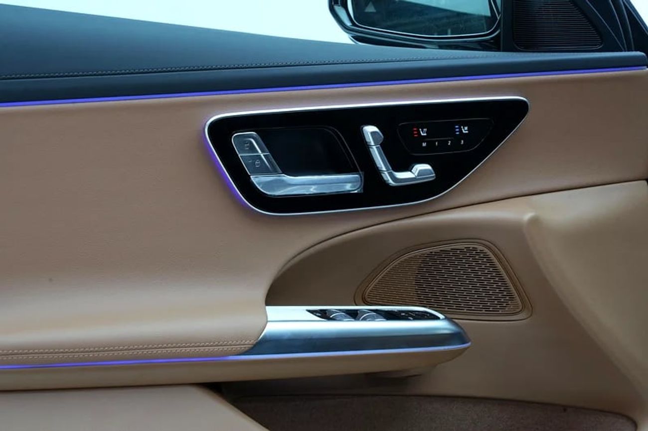 مرسيدس بنز E 200 كوبيه Summer Offer | E 200 | GCC 0km | Agency Warranty | AMG Sports Package