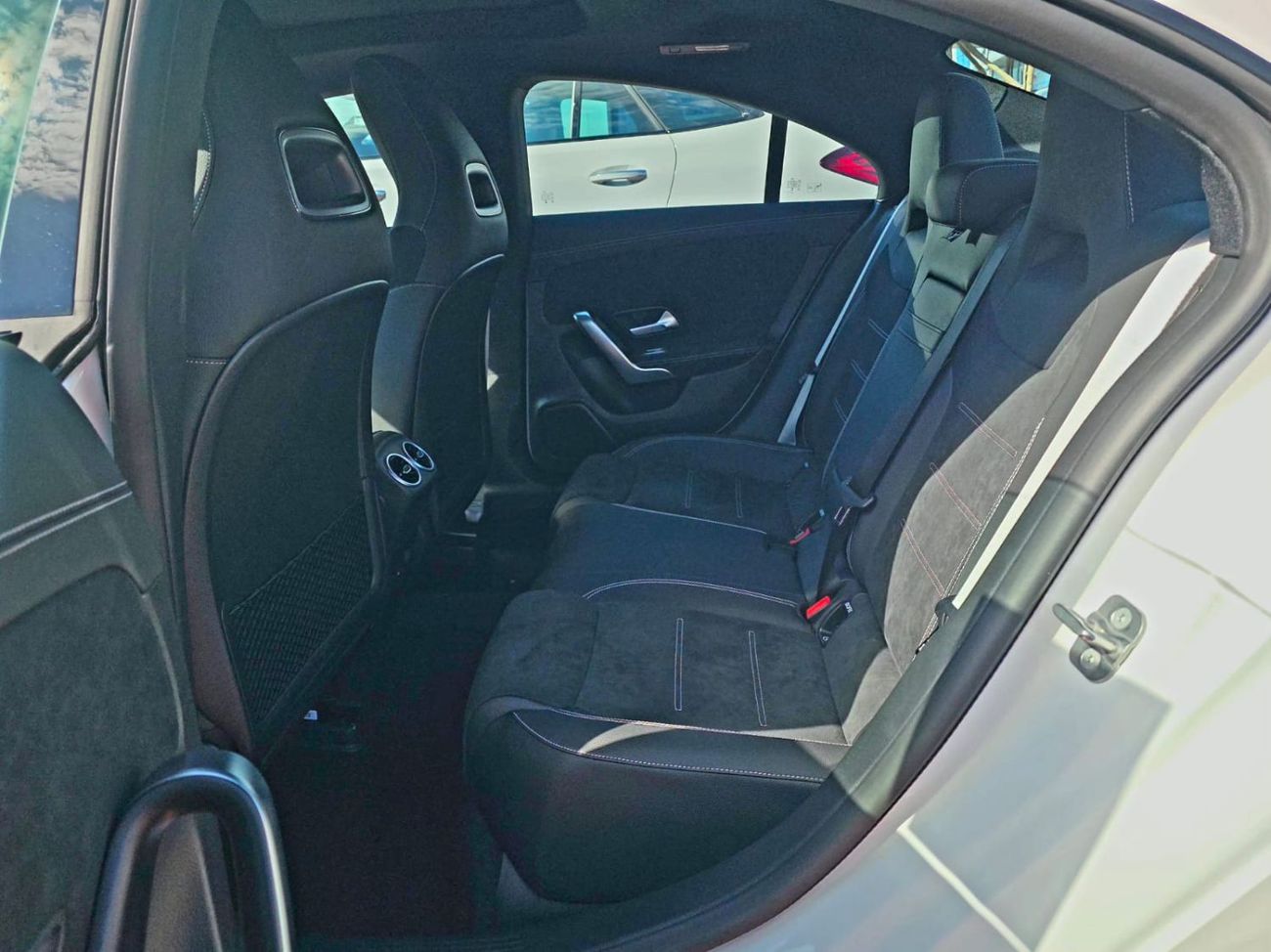 مرسيدس بنز CLA 200 AMG Under Agency Warranty 2026 GCC