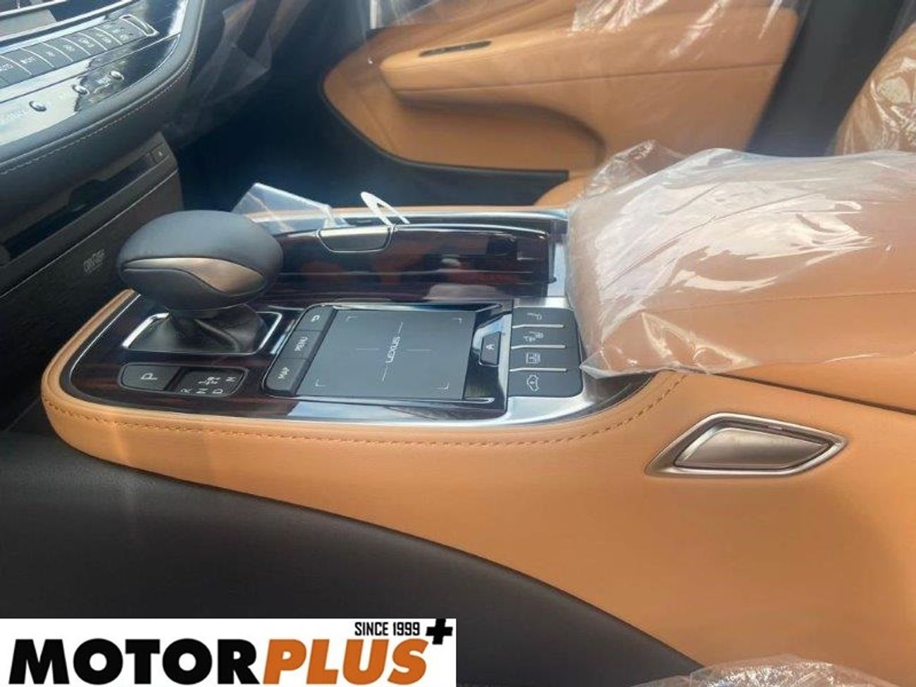 Lexus LS500 HYBRID EXCLUSIVE AWD with "Ottoman Seat”