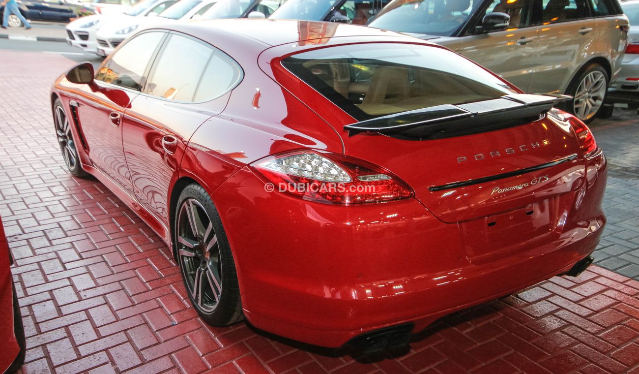 Used Porsche Panamera GTS 2013 for sale in Dubai 75114