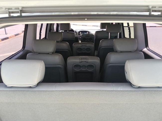 Hyundai H-1 Van 9 Seater Diesel, миниатюра 23