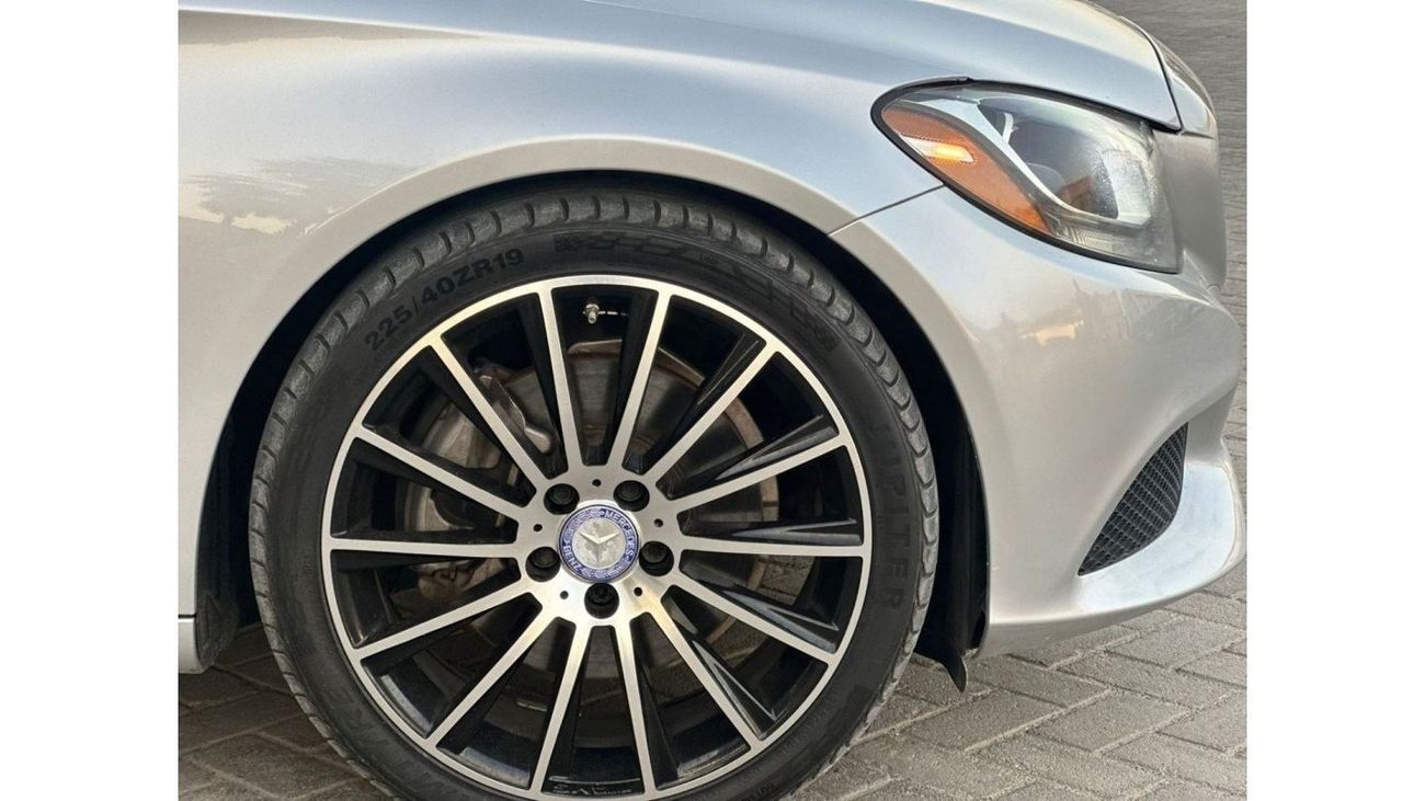 Mercedes-Benz C 300 Luxury