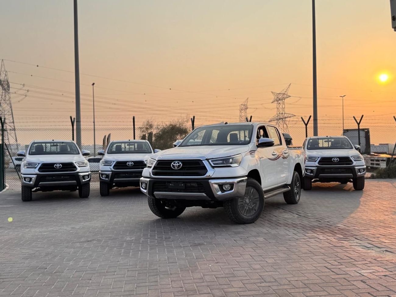 تويوتا هيلوكس  2.7L AWD M/T