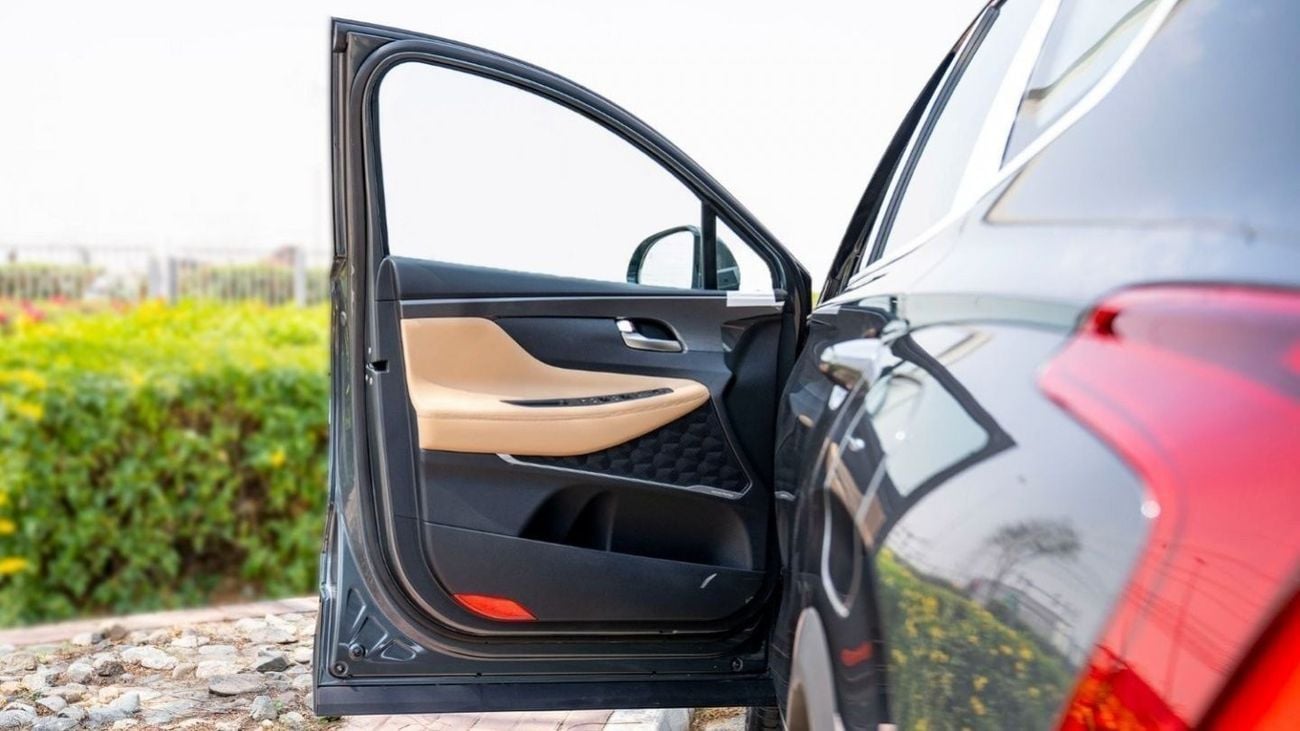 Hyundai Santa Fe LUXURY 2.5P AT MY2023 –BLACK