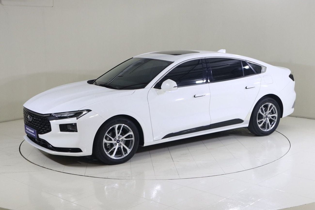 Ford Taurus TREND / AL TAYER MOTORS AL QOUZ SHOWROOM