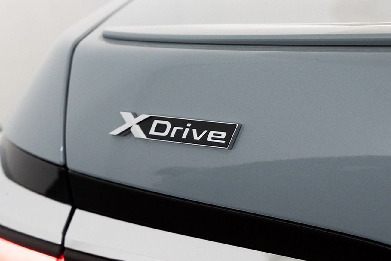 بي أم دبليو 740i