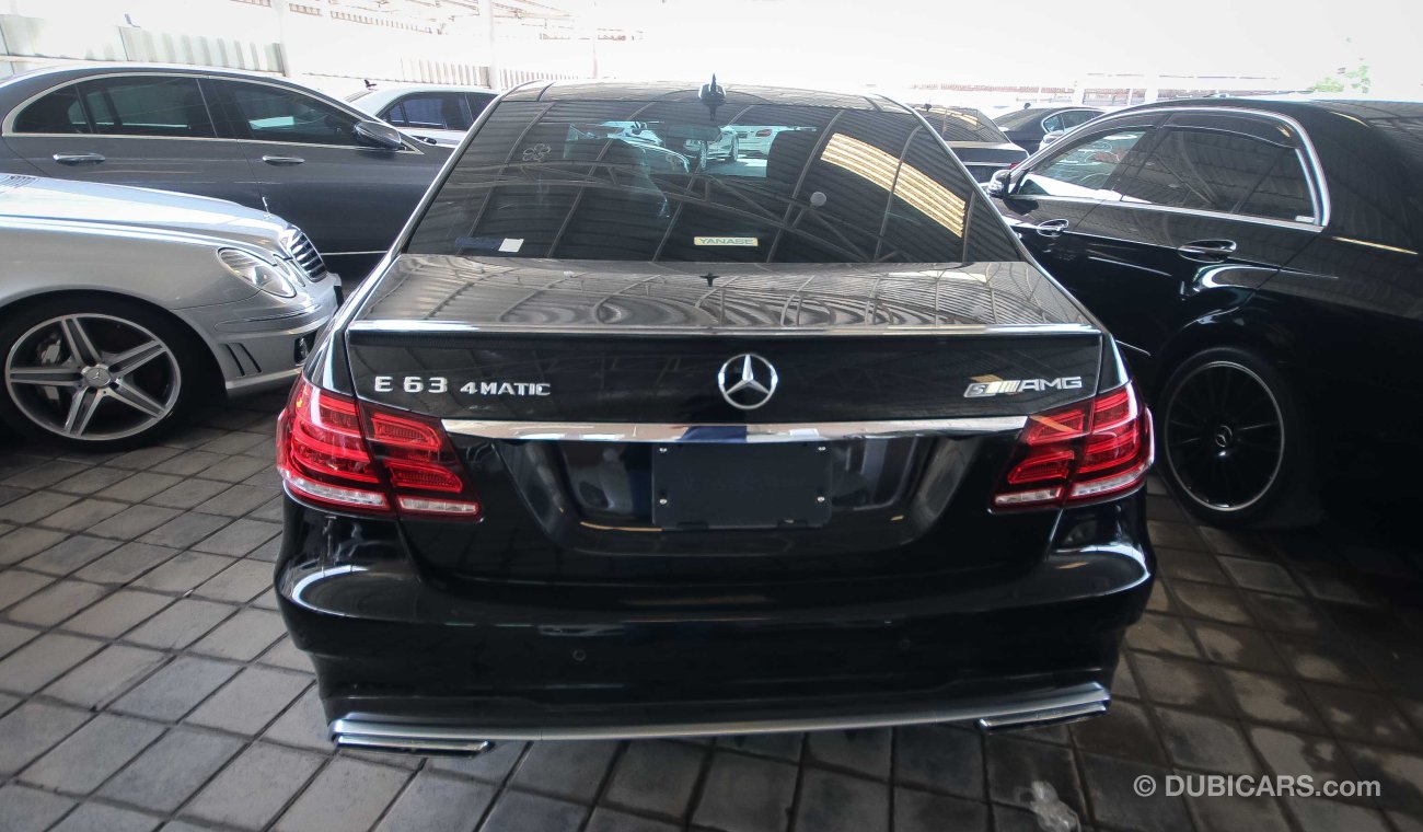 Mercedes-Benz E 63 AMG 4 Matic