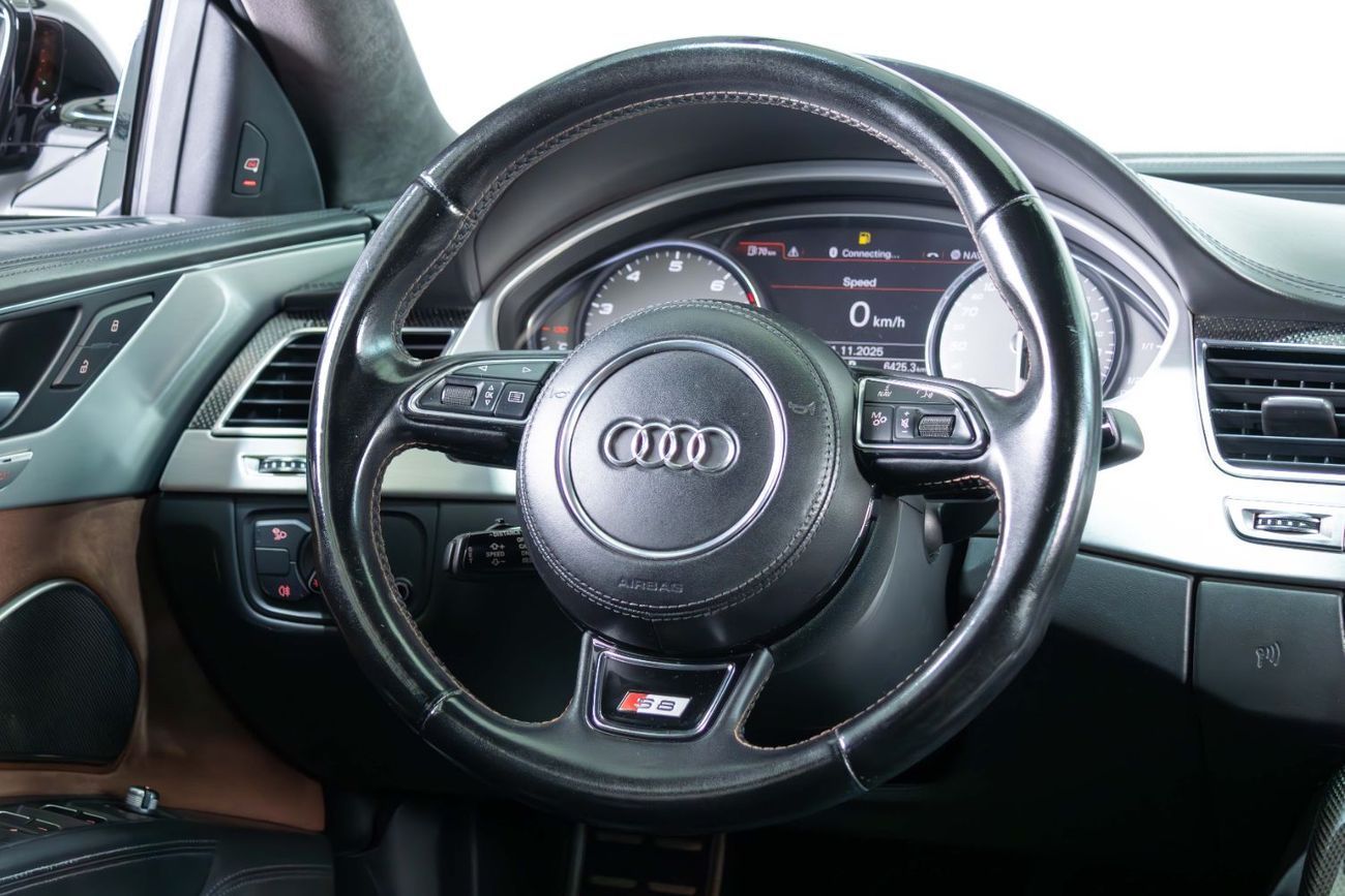 أودي S8 TFSI quattro 4.0L