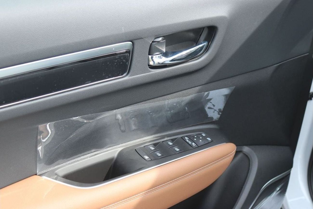 Renault Koleos 2.5L, LEATHER SEAT, MONITOR, PUSH START, ALLOY WHEELS , MODEL 2025 FOR EXPORT