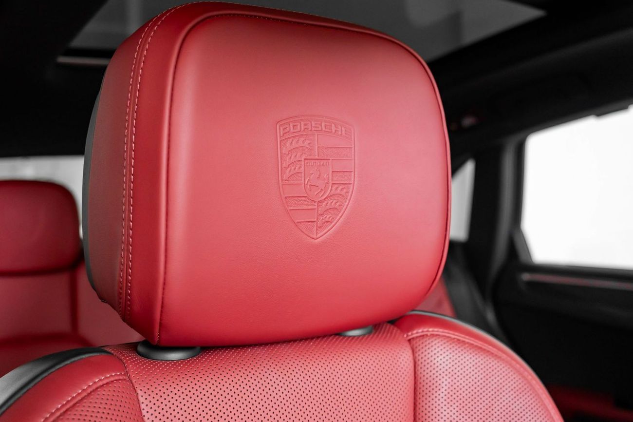 Porsche Macan Std 2.0L (260 HP)