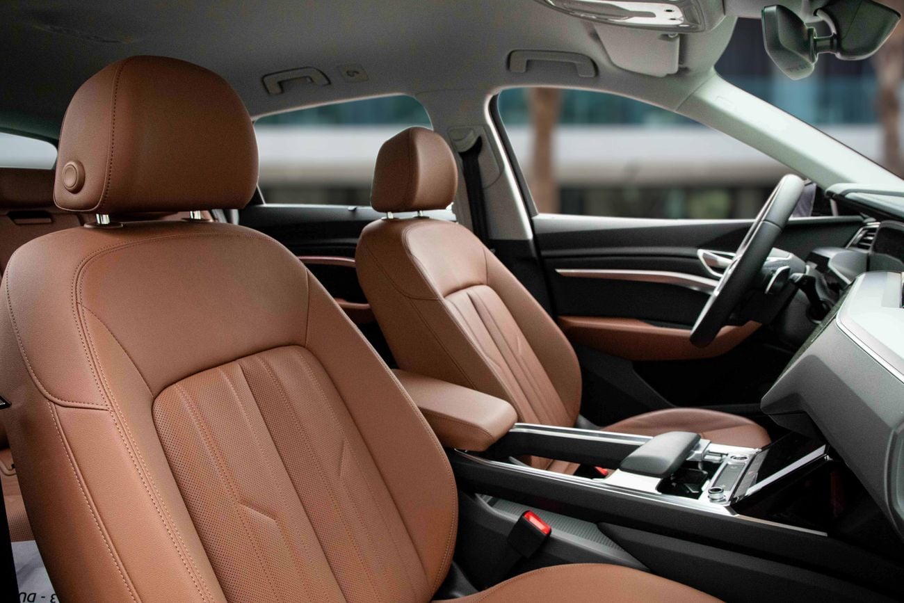 Audi etron E-Tron 55 Quattro Black Edition | 3,036 P.M | 0% Downpayment | E-TRON BLACK EDITION | AGENCY WARRANT