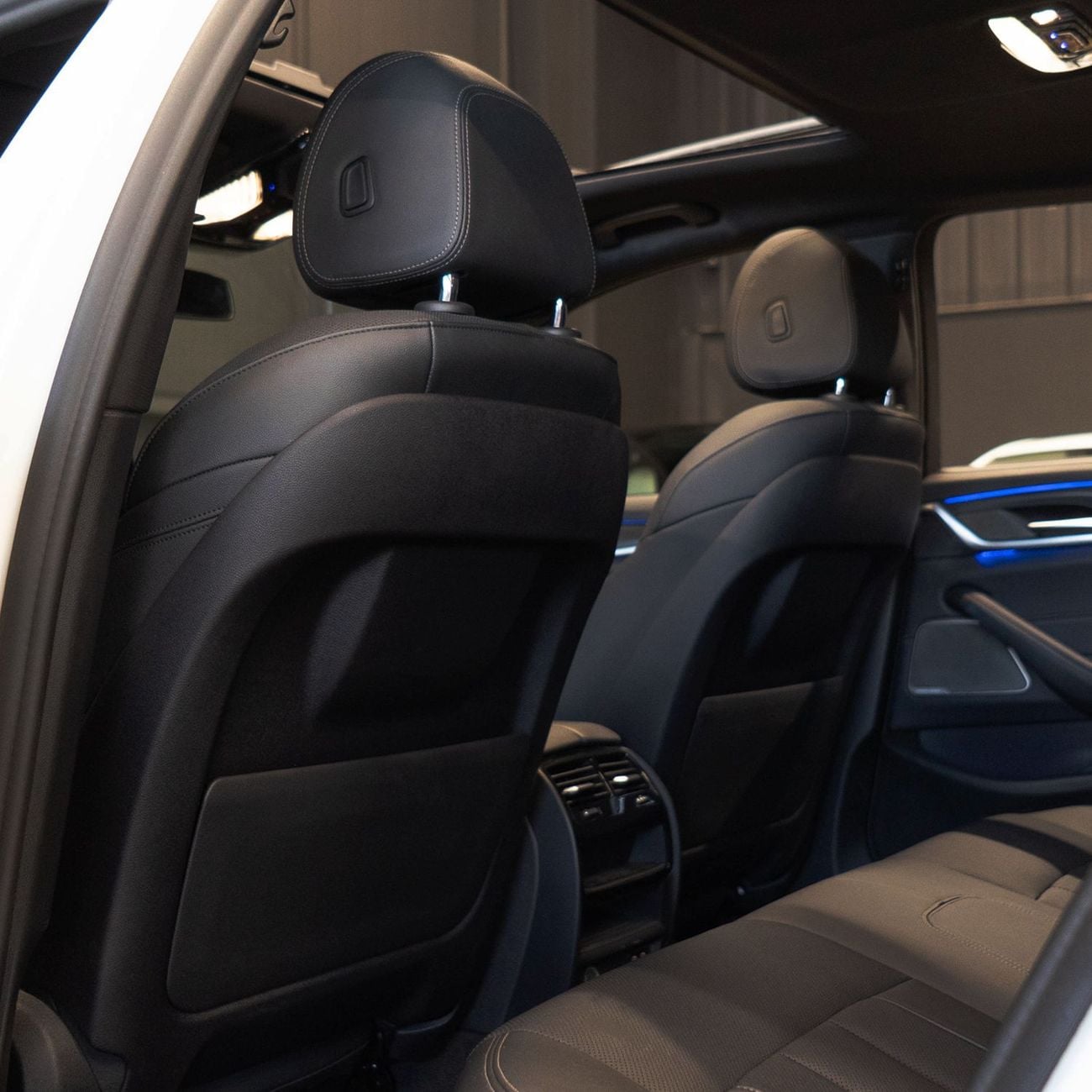 بي أم دبليو 520i AED 2,011 pm  • 0% Downpayment • BMW 520i M Sport  • 1 Year Warranty