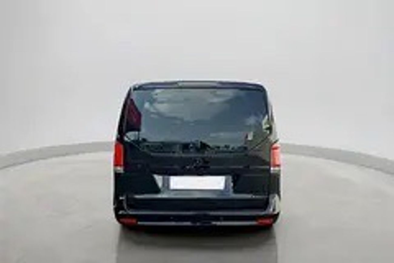 مرسيدس بنز V 300 2.0L