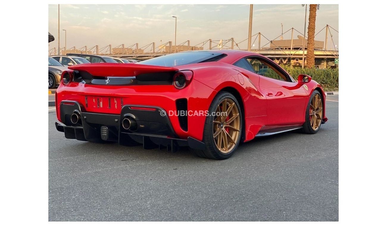 Ferrari 488 Pista GCC SPEC NEAT AND CLEAN