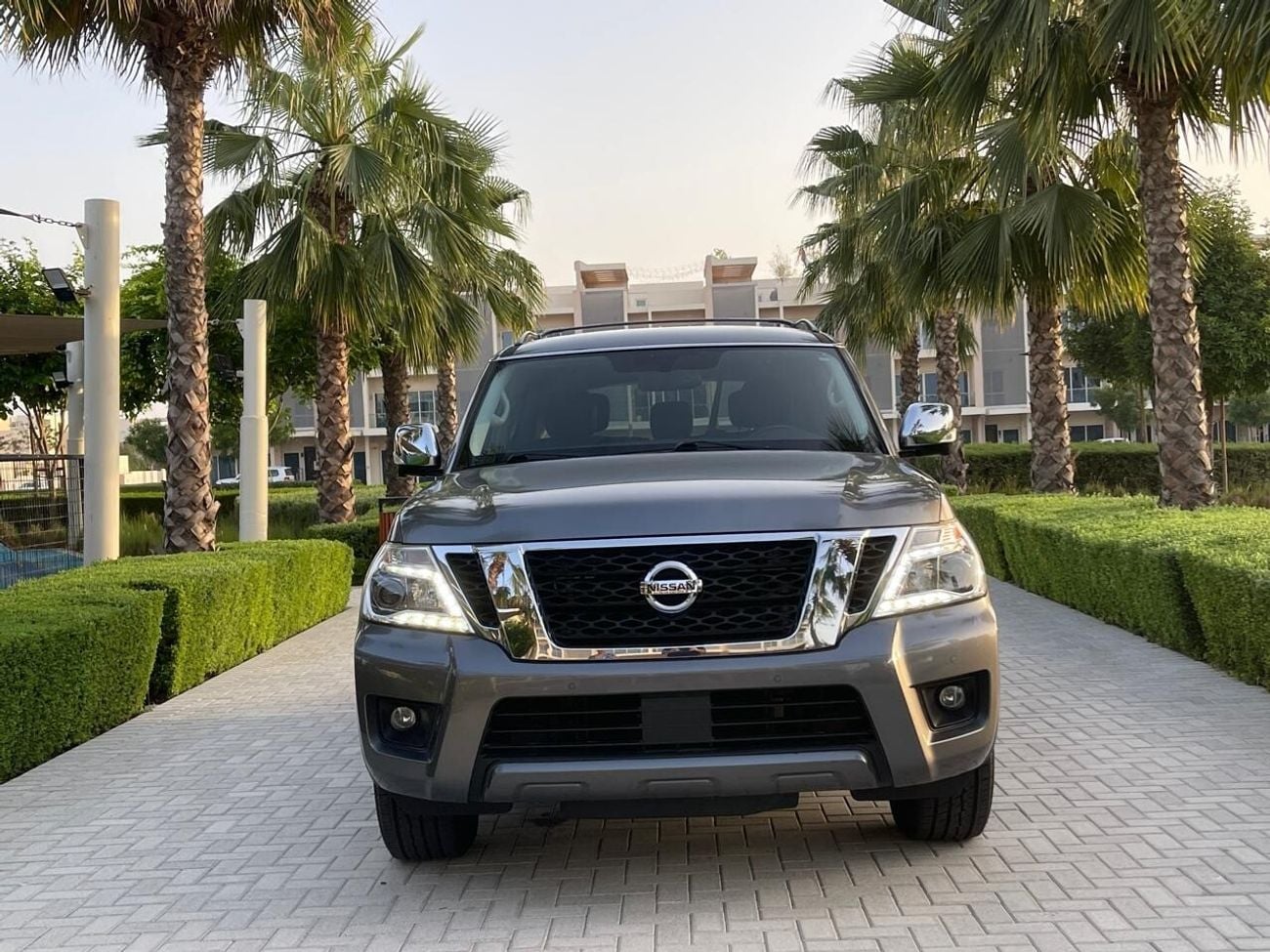 Nissan Armada SL (NON GCC)