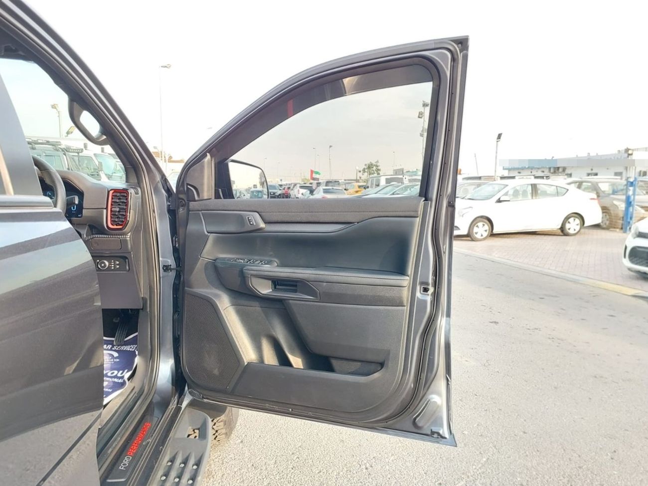 فورد رينجر رابتور FORD RANGER RAPTOR PICKUP RHD 2024 MODEL 3.0 L PETROL AUTOMATIC(PM62645)