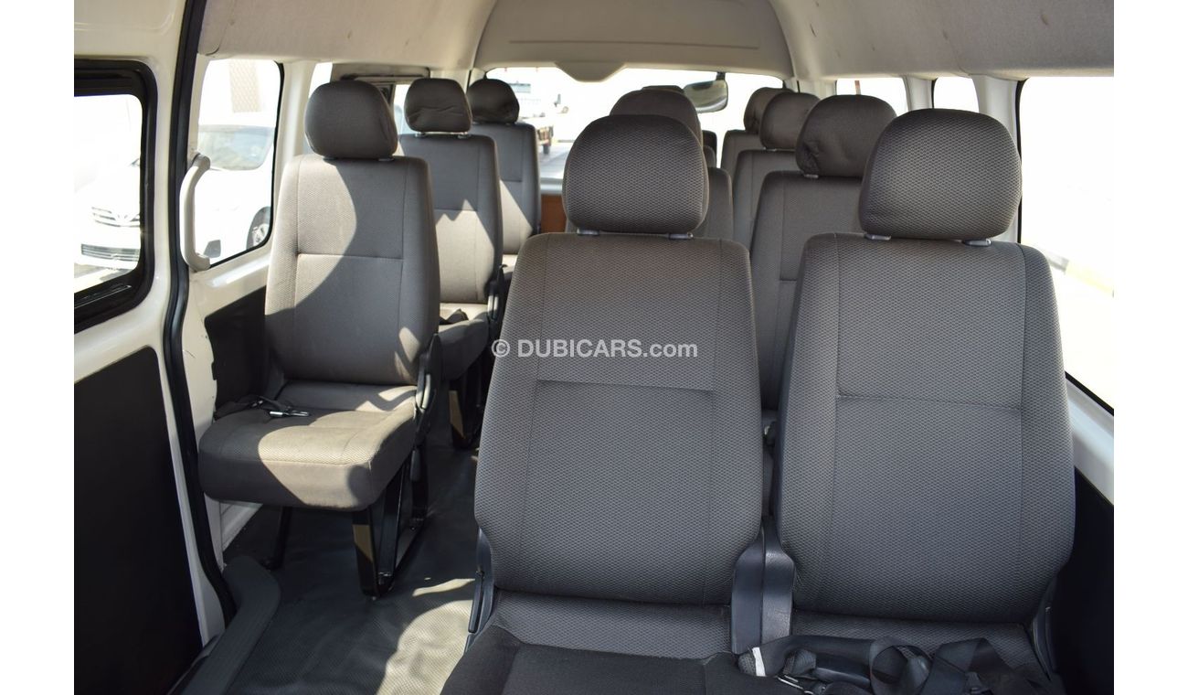Toyota Hiace GL - High Roof LWB Toyota Hiace Highroof Bus GL, Model:2018. Only done 151000 km