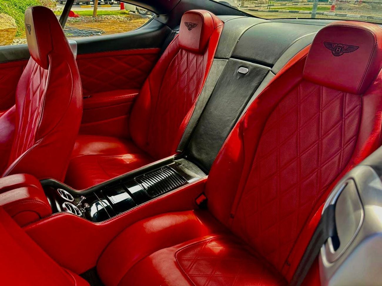 Bentley Continental GT Speed 4.0L Coupe BENTLEY CONTINENTAL GT V8 2013 GCC  155000 KM