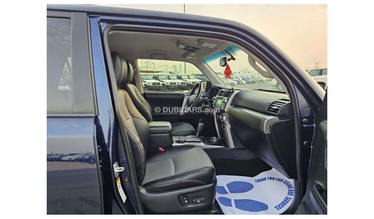 Toyota 4Runner “Offer”2017 Toyota 4Runner SR5 Premium 4x4 AWD 4.0L V6- UAE PASS