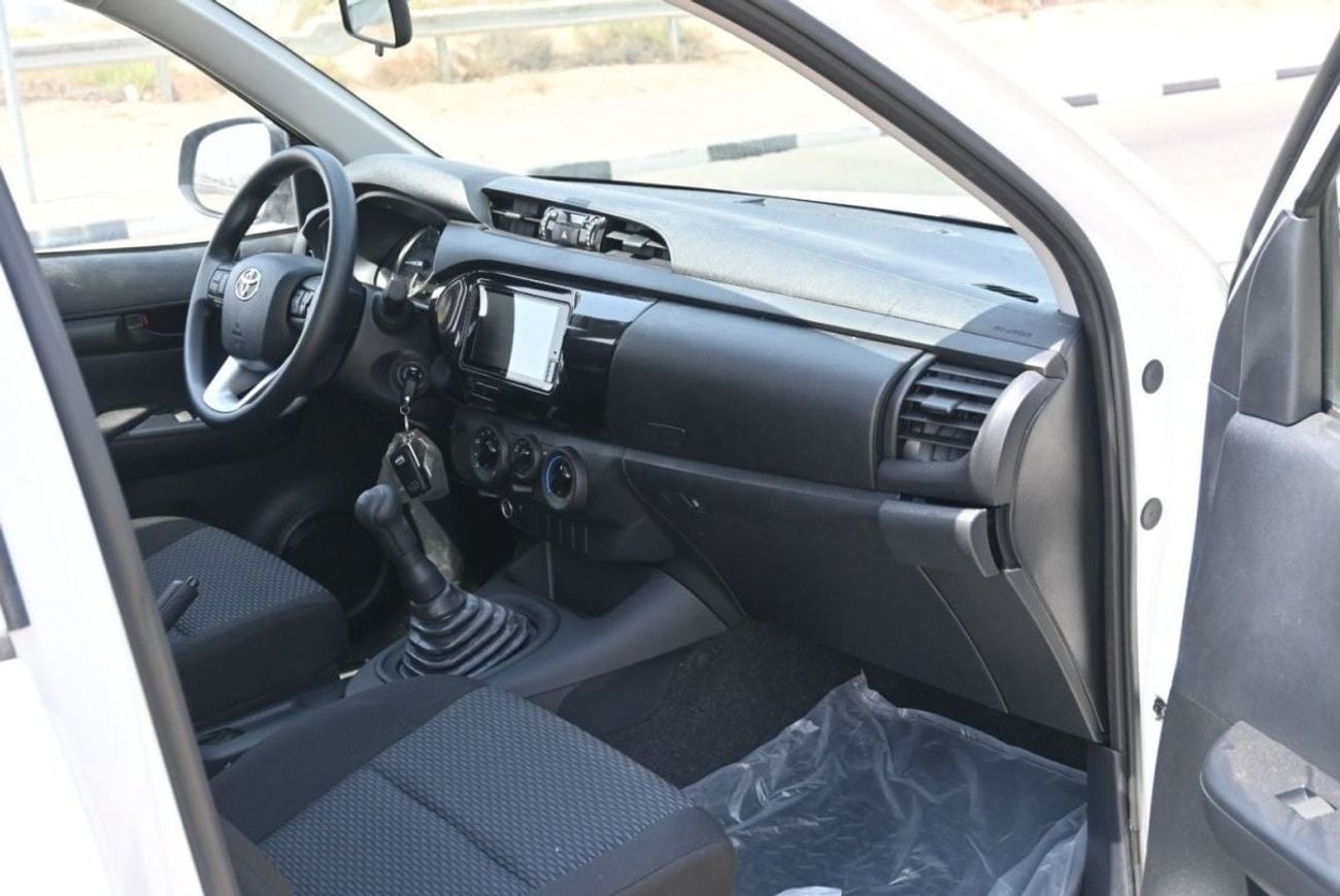 تويوتا هيلوكس TOYOTA HILUX 2.4L DIESEL 4X2 MODEL 2023