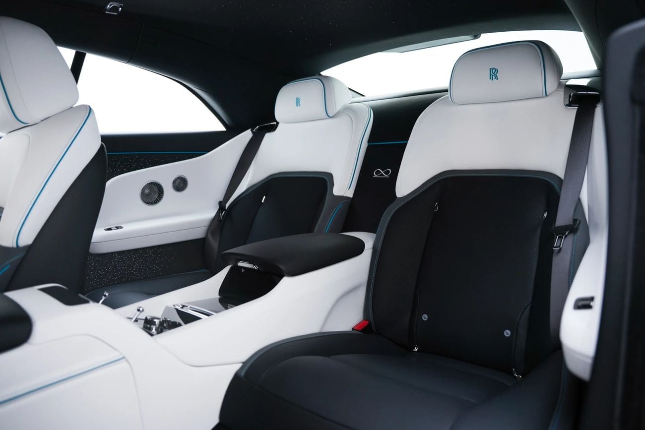 Rolls Royce Spectre STD