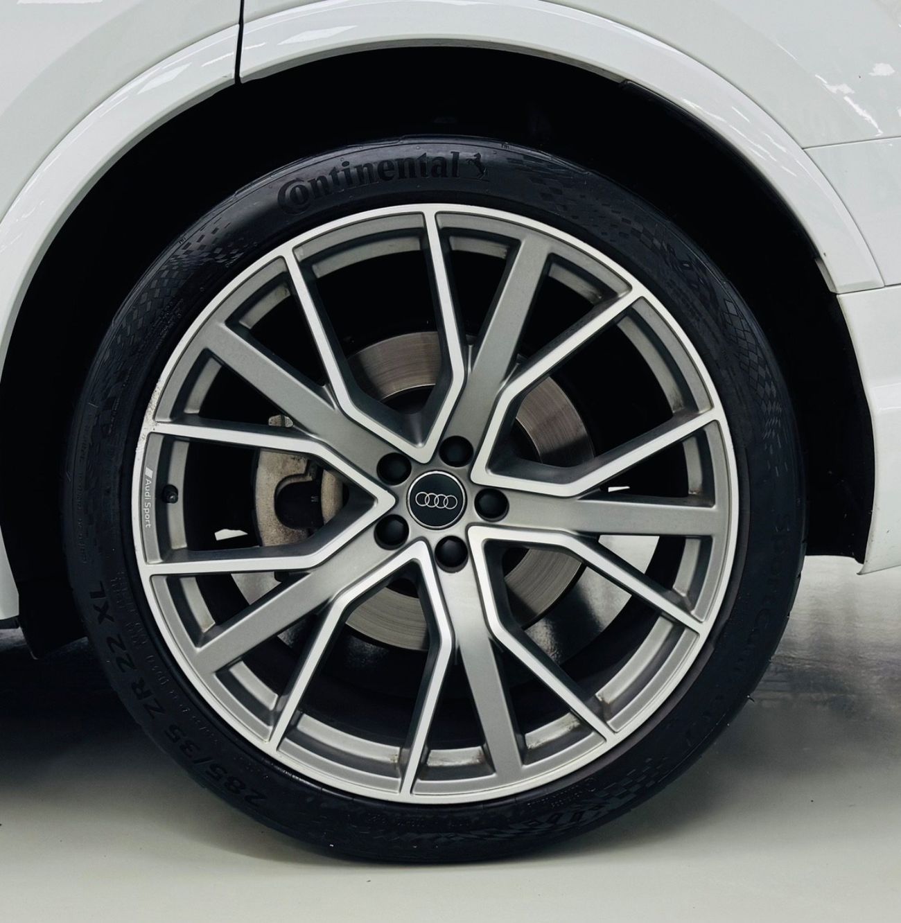 أودي Q7 45 TFSI quattro Luxury 3.0L