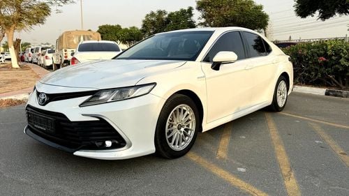 Toyota Camry LE Toyata LE Hybrid GCC specs, Free offers! Bank loan can be arranged!