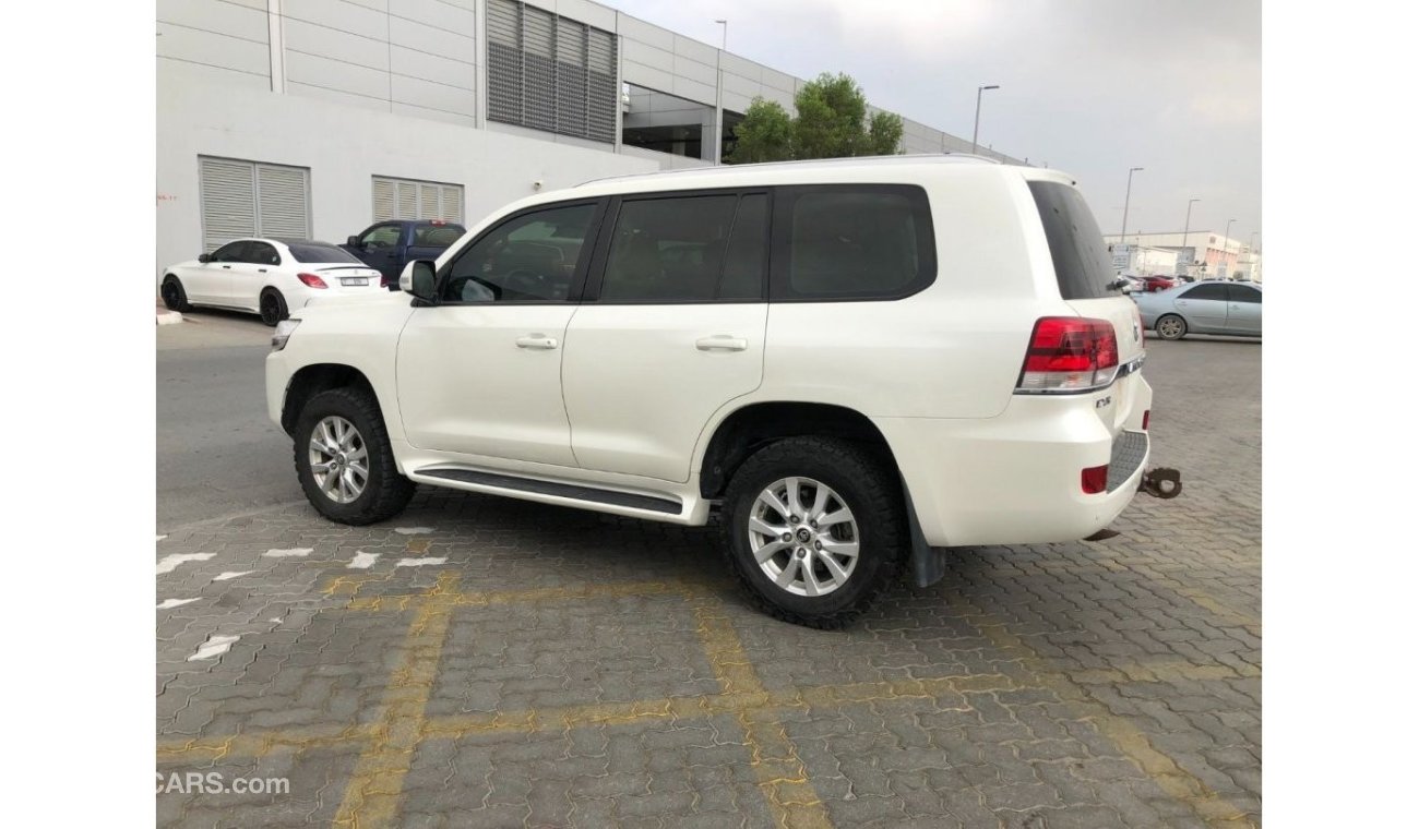 Toyota Land Cruiser EXR EXR GCC V6