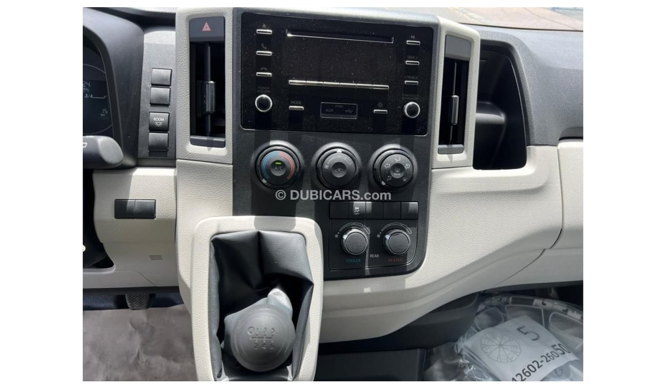 Toyota Hiace 3.5L PETROL DX 13 SEATER MANUAL TRANSMISSION