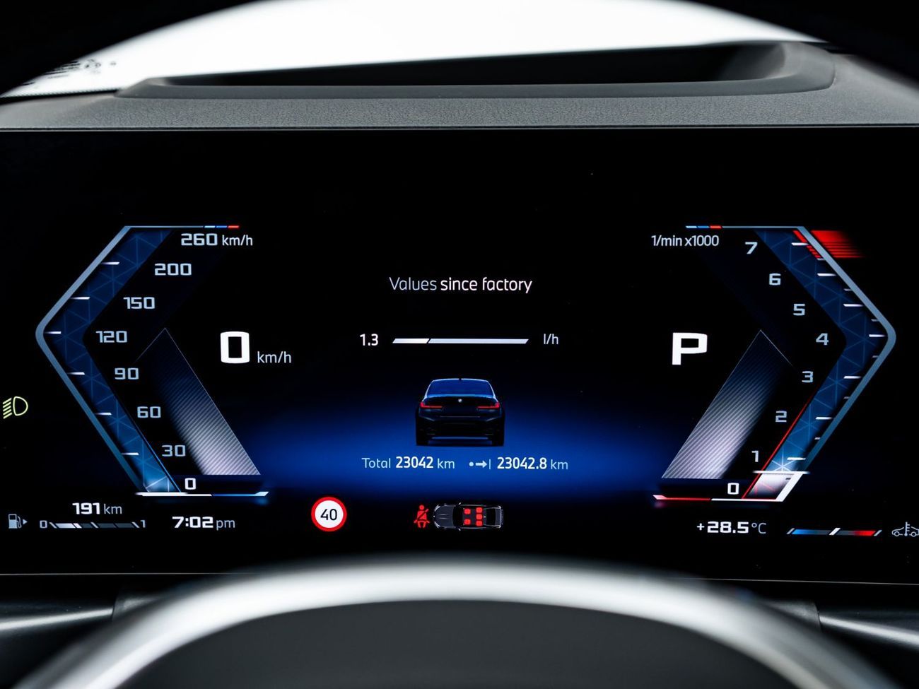 BMW 340i 2025 BMW M340i xDrive, December 2029 BMW Warranty + Service Contract, Low KMs, GCC