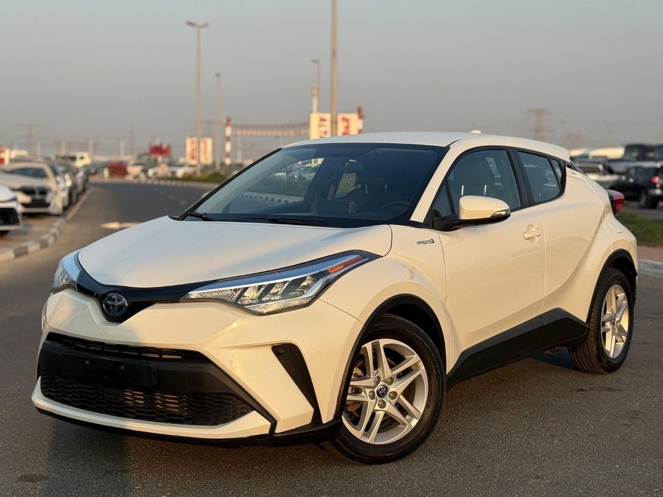 تويوتا CHR Hybrid TOYOTA CHR XLE