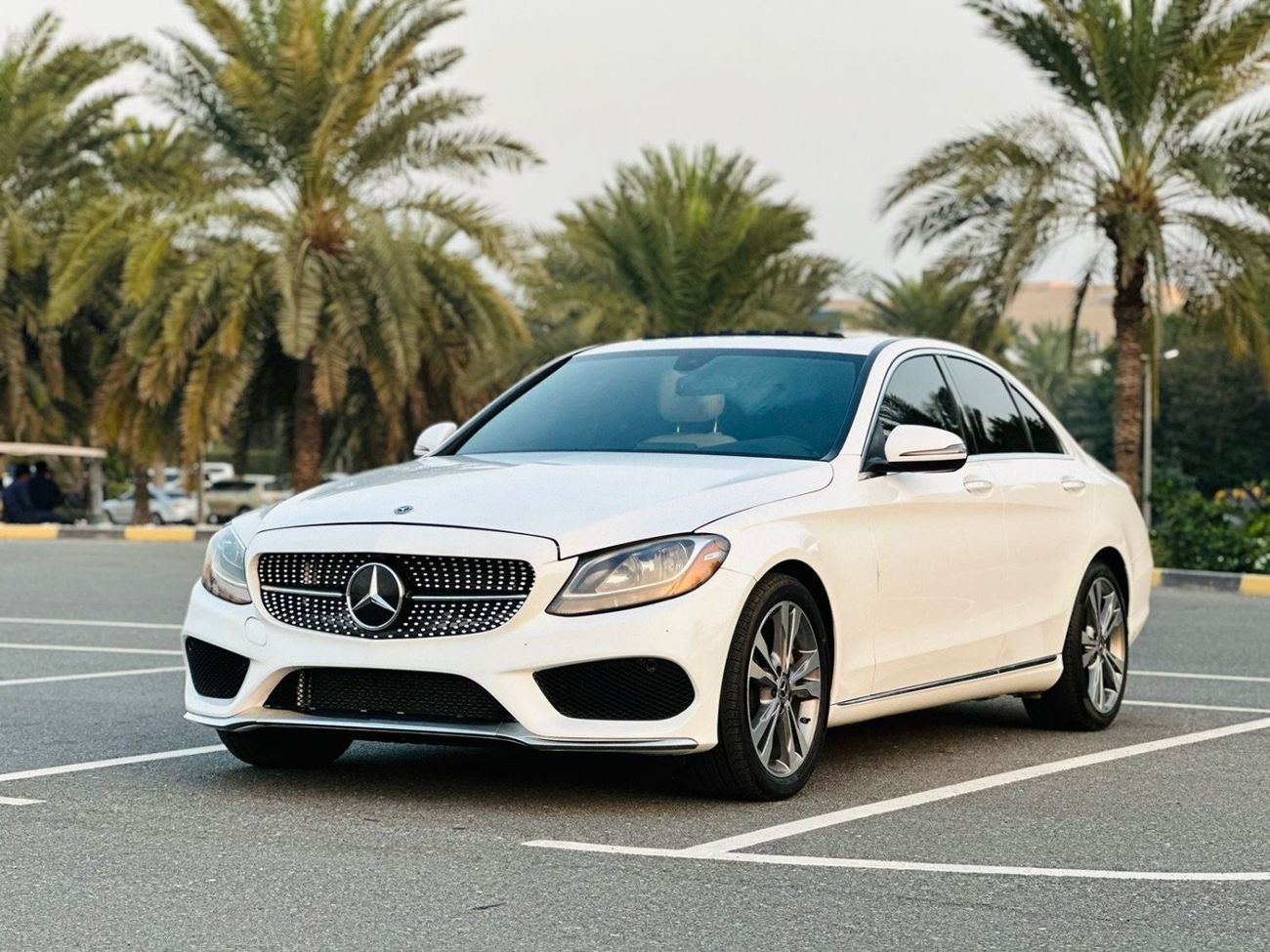 Mercedes-Benz C 300 Luxury MERCEDES C300 MODEL 2018 FULL OPTION
