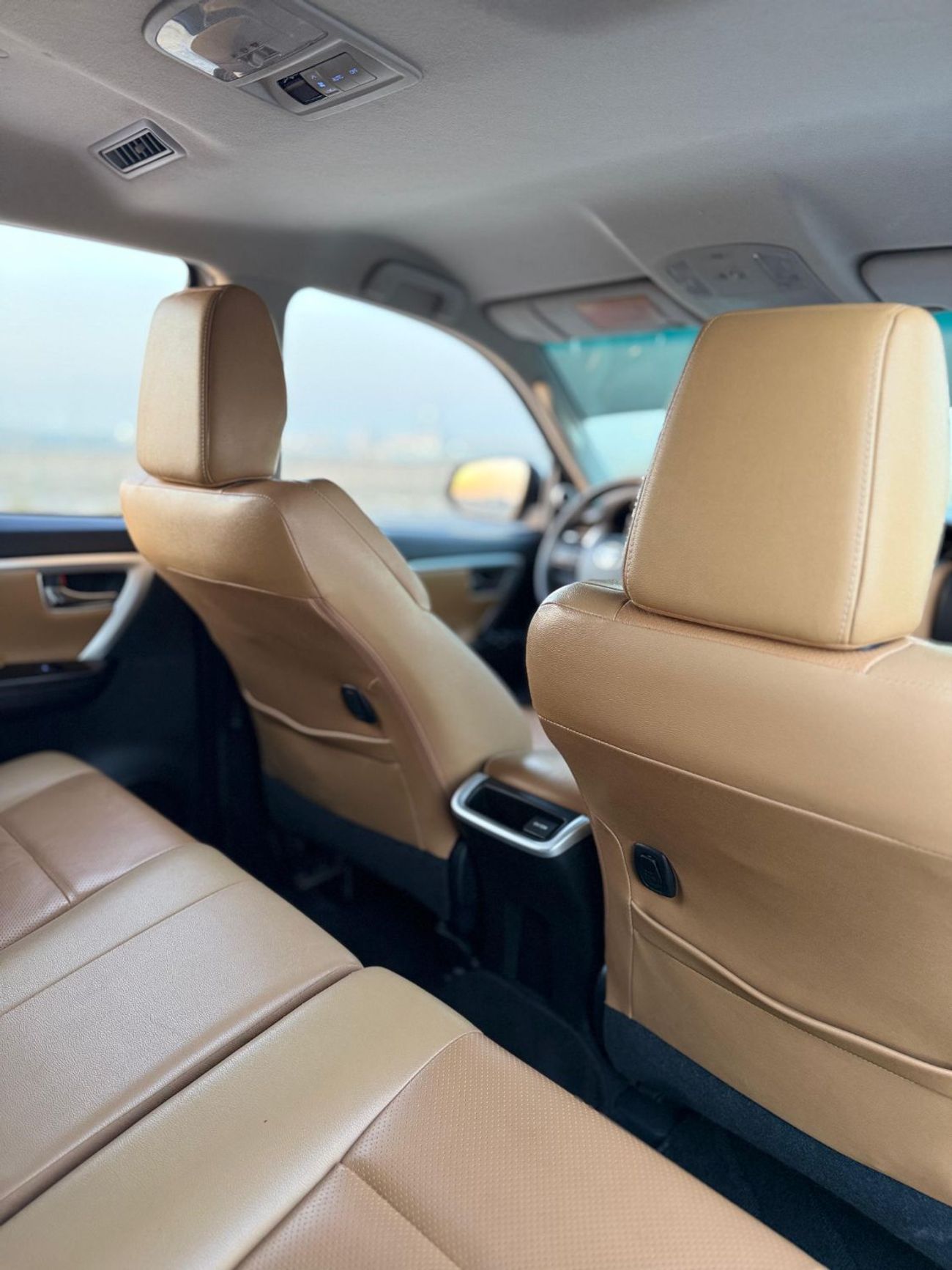 تويوتا فورتونر VXR 4.0L (278 HP)