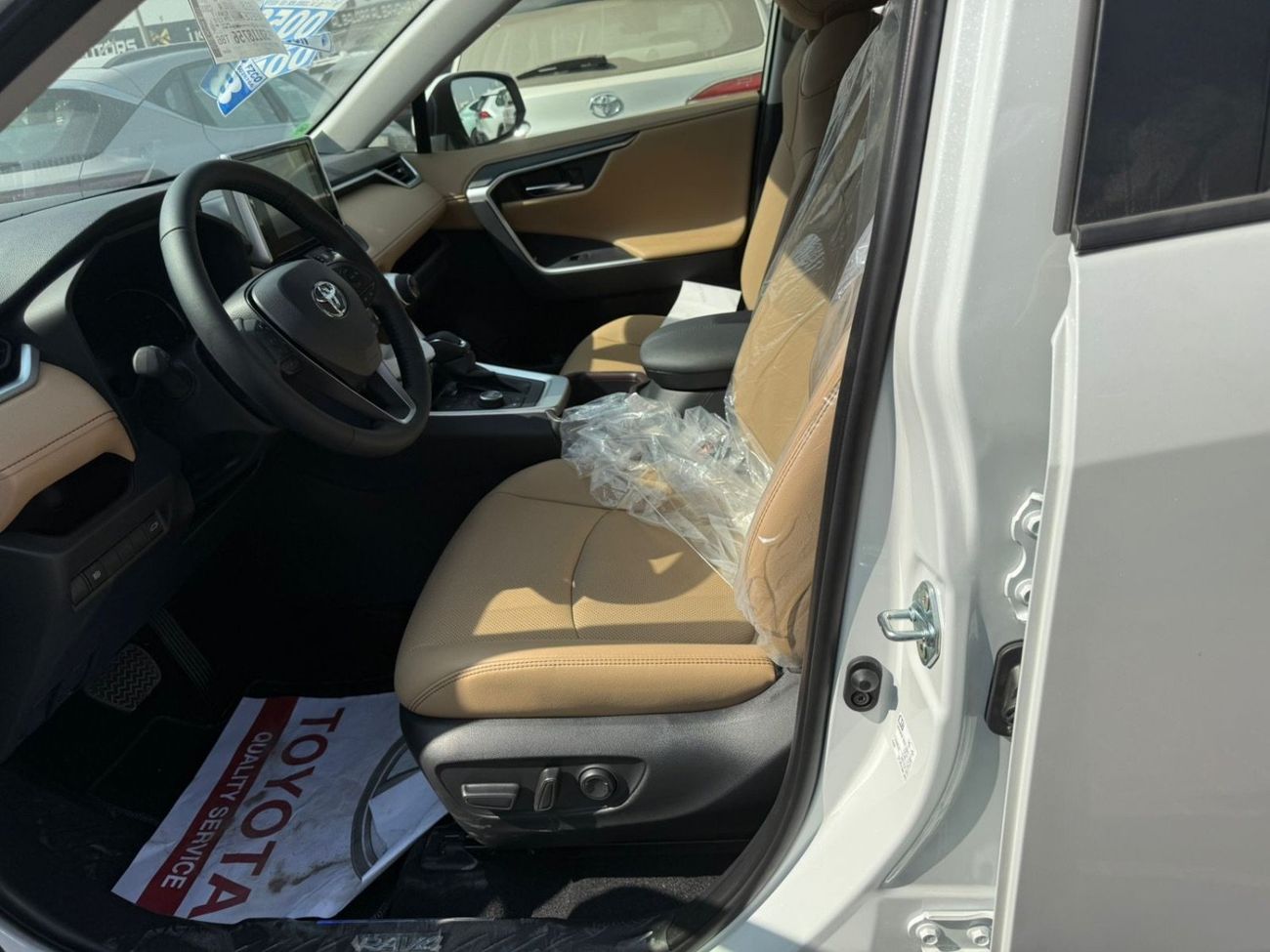 تويوتا راف ٤ 2.5 L , Full option , petrol