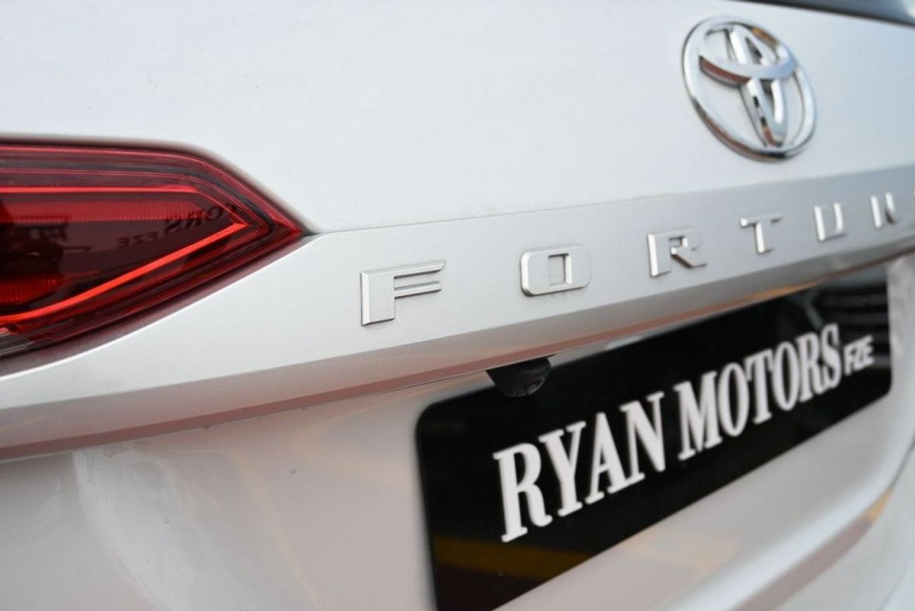 Toyota Fortuner Toyota Fortuner GX 2.7L Petrol, SUV, 4WD, 5 Doors, Cruise Control, Rear Camera, Rear Parking Sensors