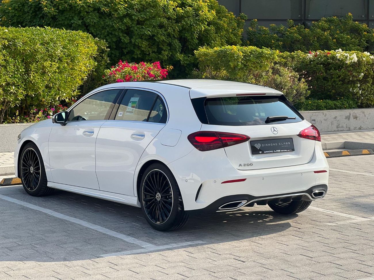 مرسيدس بنز A 200 مرسيدس A200 بانوراما خليجي تحت ضمان الوكالة ا