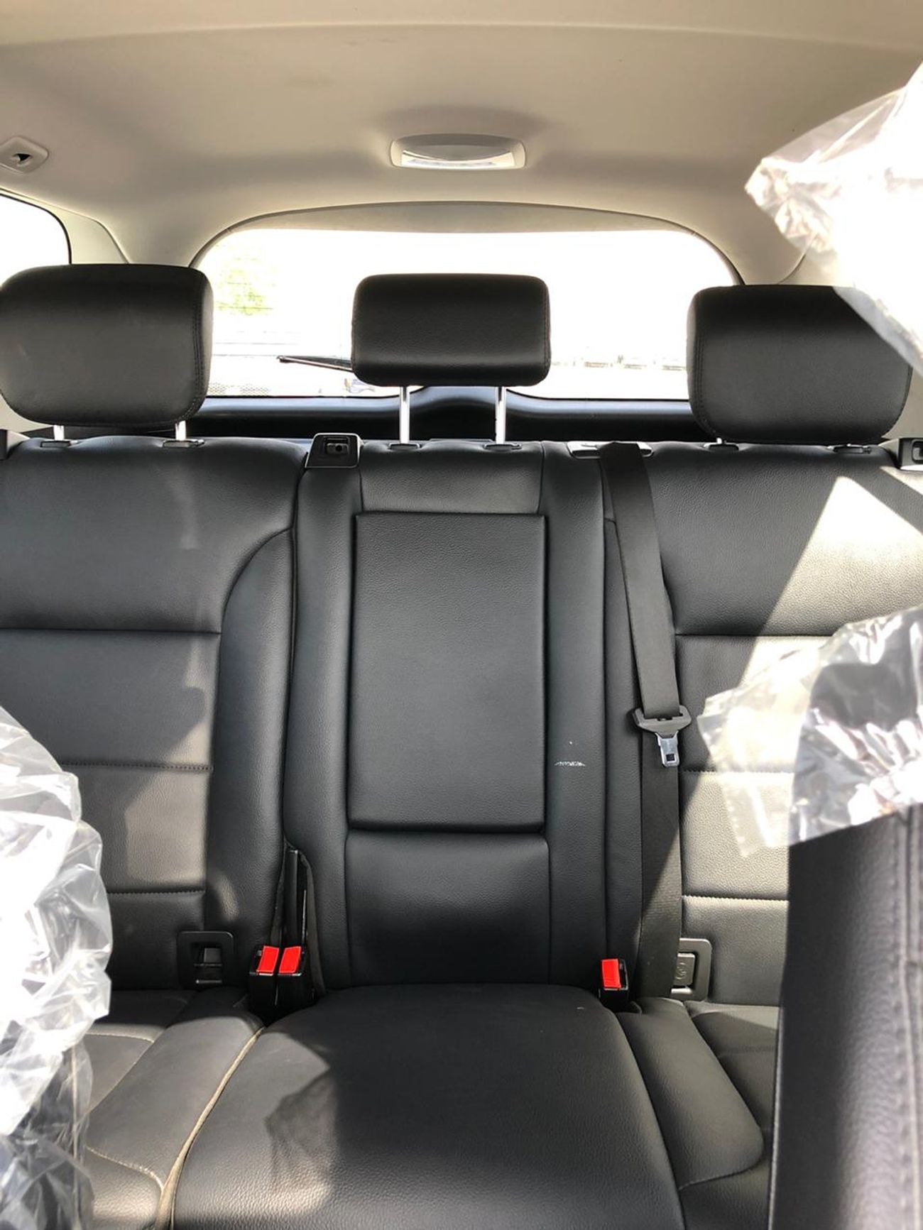 Mercedes-Benz ML 350 MATRIX EDITION-SUNROOF-DVD-LEATHER SEATS-POWER SEATS-ALLOY RIMS-REAR AC-REAR CAMERA-LOT-598