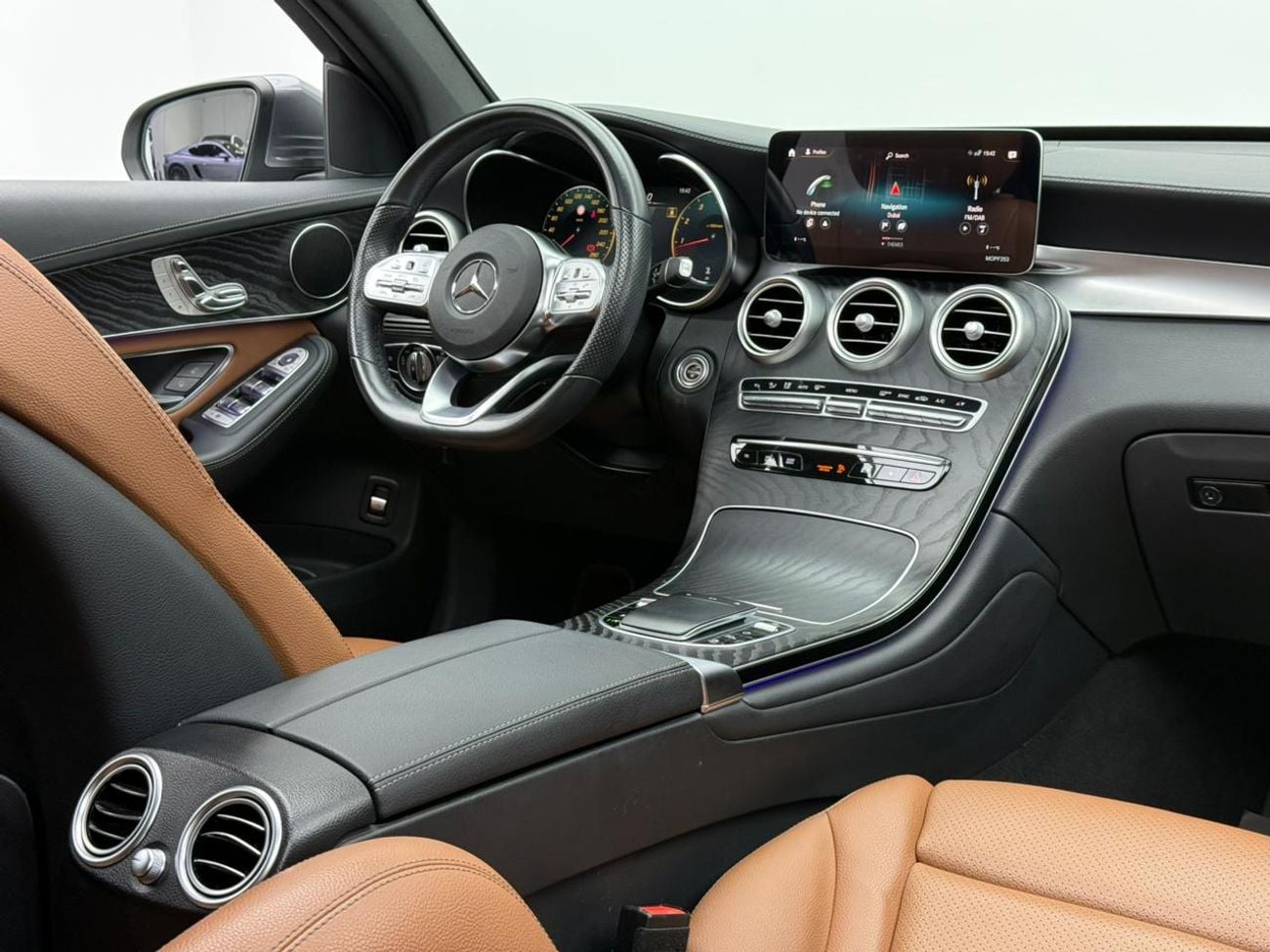 مرسيدس بنز GLC 200 2021 Mercedes Benz GLC200 Coupe, 2026 Mercedes Warranty, Full Mercedes Service History, GCC