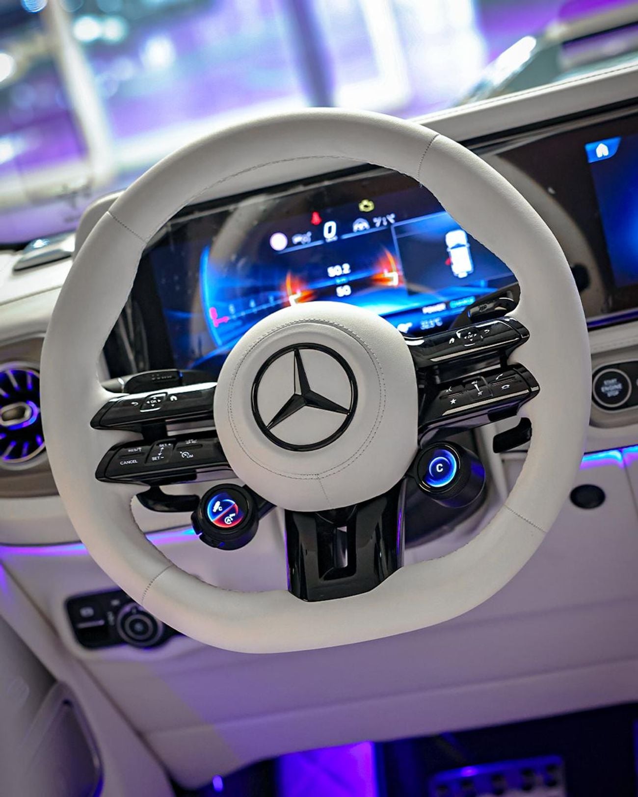 برابوس 800 - مرسيدس-AMG G 63 800 With VIP Seats