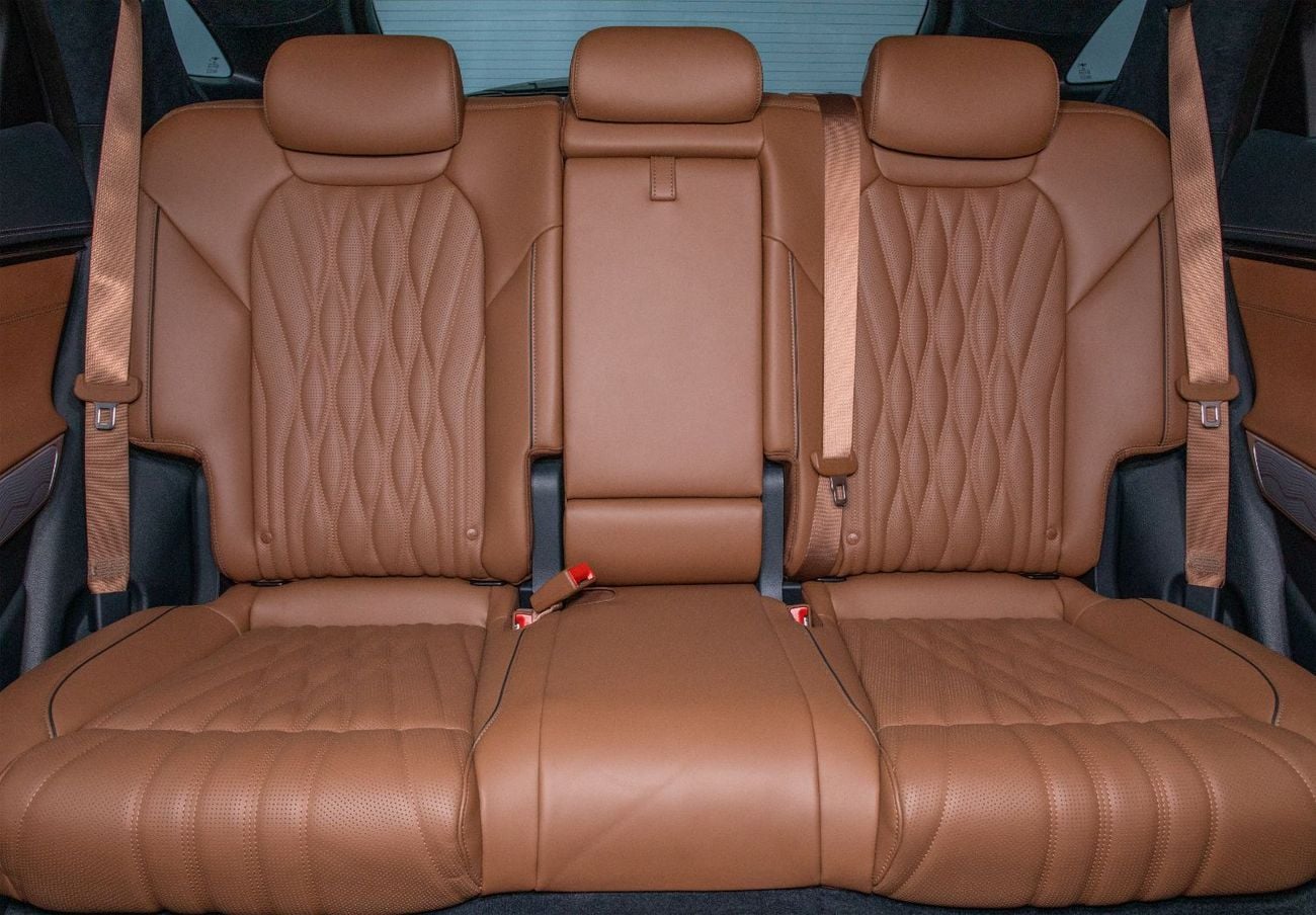 Genesis GV70 Premium