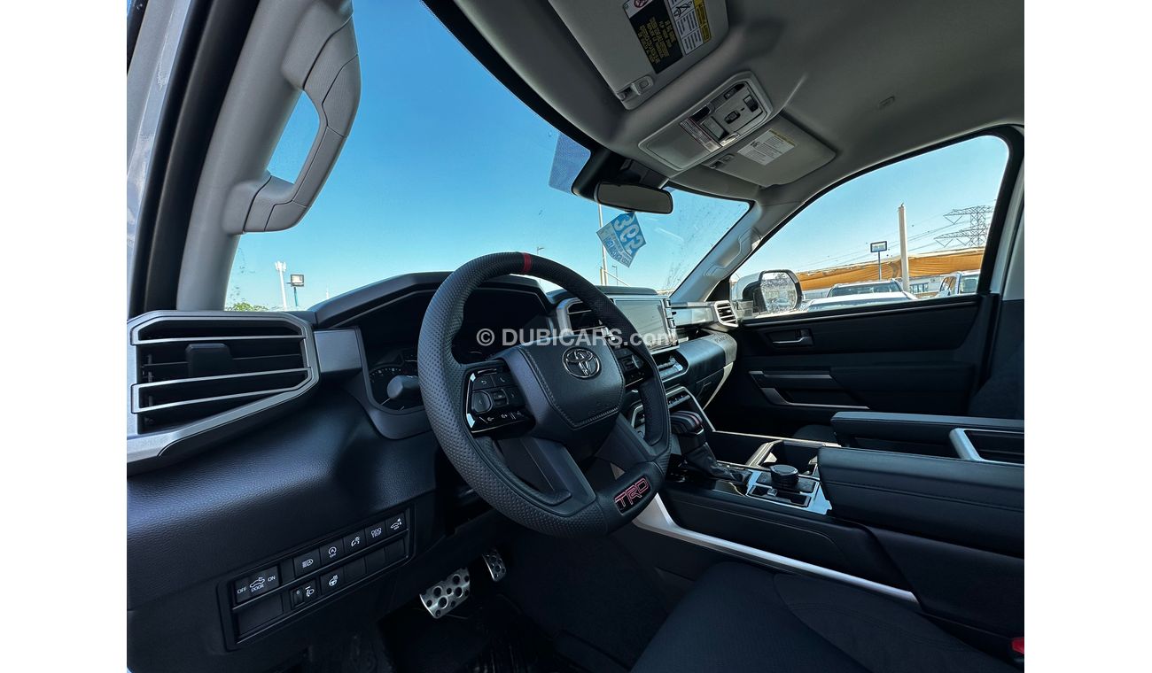تويوتا تاندرا Crewmax SR5 Trd Offroad V6 3.5L Petrol 4x4 AT