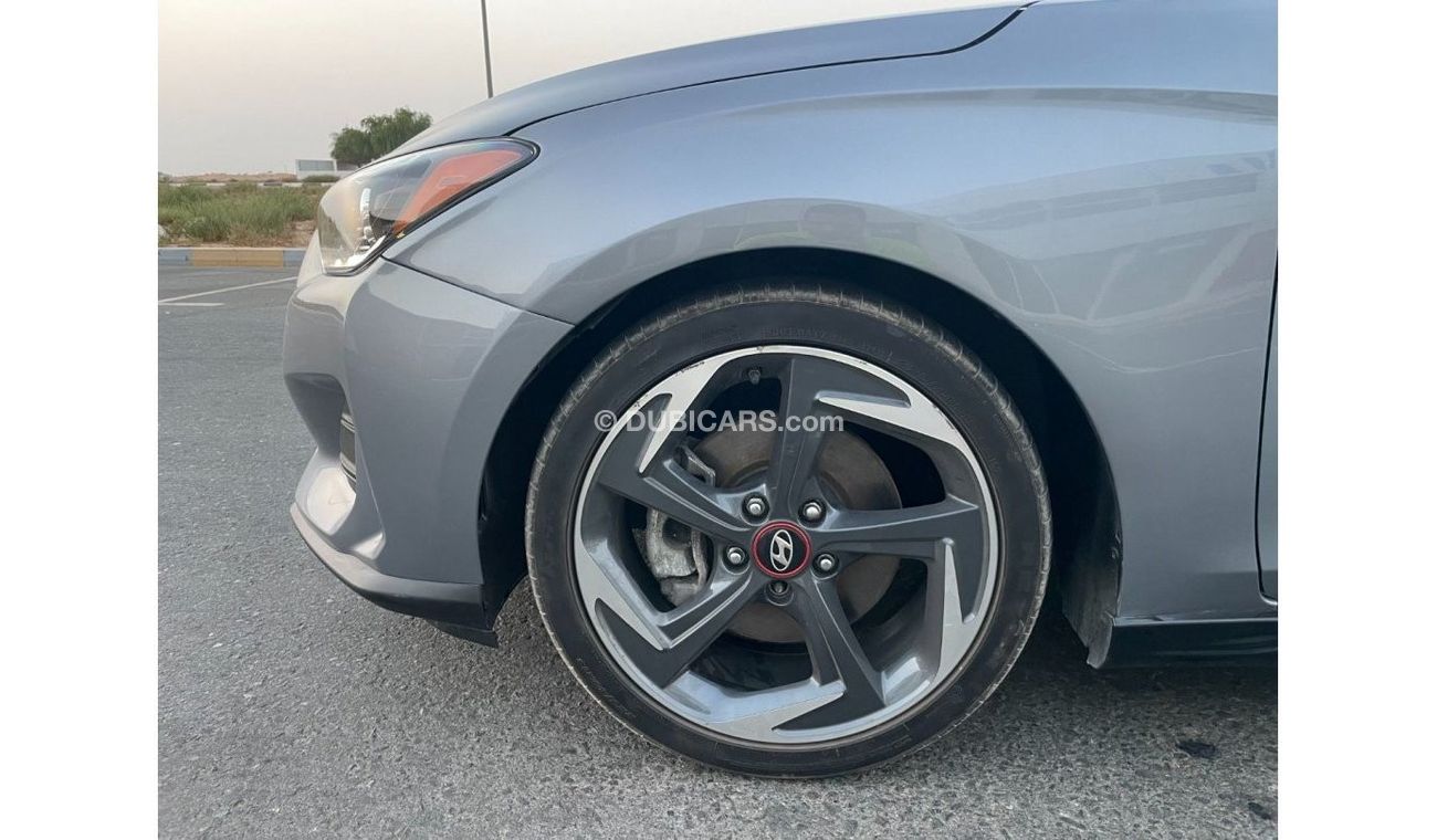 هيونداي فيلوستر موديل 2020 تربو 1600 سي سي 4 سلندر بانوراما - فل أوبشن / نظيفة جدا