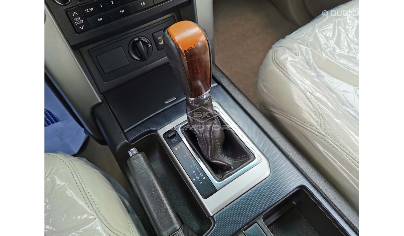 تويوتا برادو VX 4.0L PETROL / NEAT & CLEAN TOYOTA PRADO 2010 MODEL / GCC SPECS (LOT # 5303)