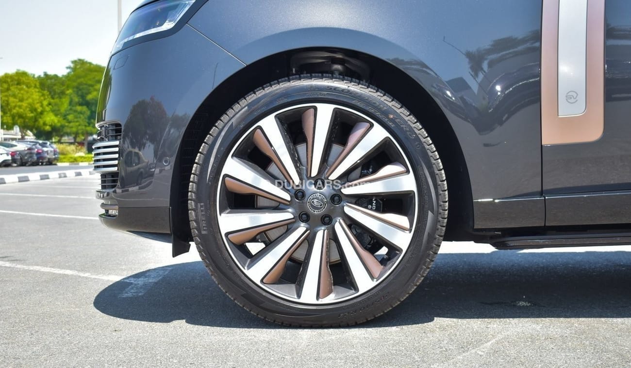 Land Rover Range Rover P530 GOLD EDITION. Local Registration +10%