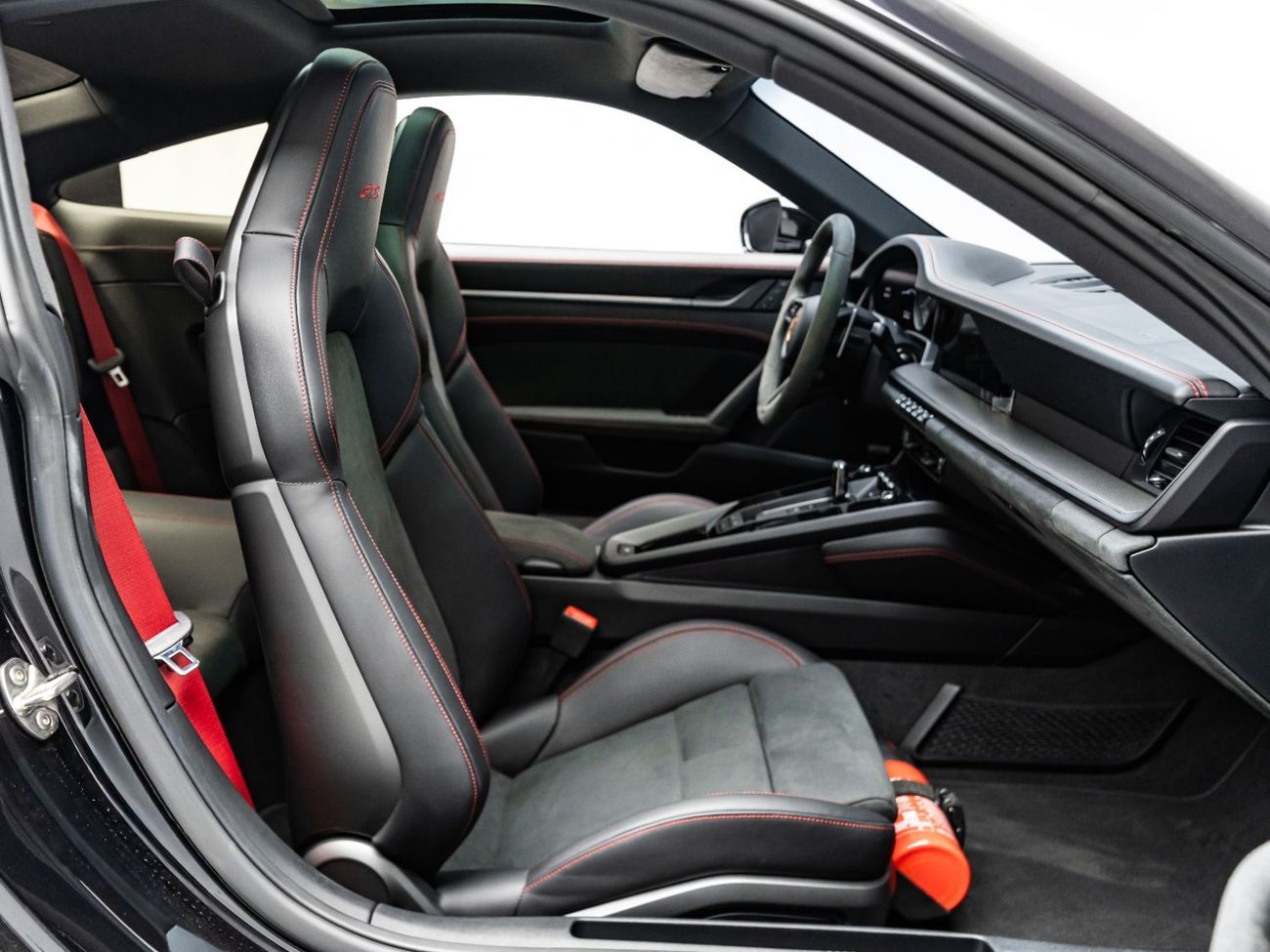 Porsche 911 Carrera GTS 3.0L (450 HP) Coupe 2024 Porsche 911 Carrera GTS, 2026 Porsche Warranty, Aero Kit, Full