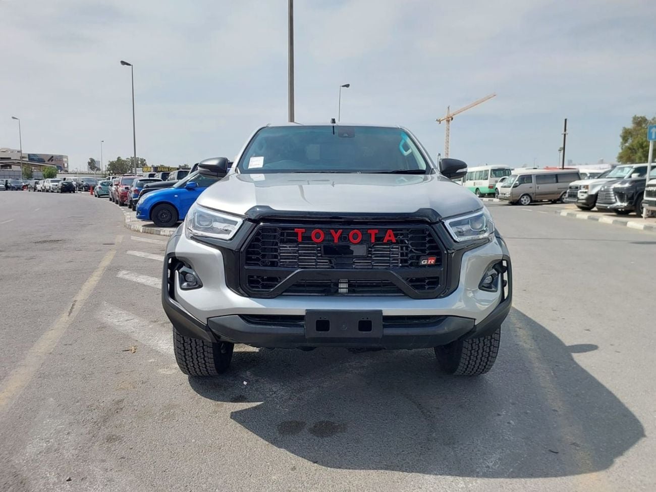 Toyota Hilux (RAMADAN OFFER) TOYOTA HILUX PICKUP RHD 2019 MODEL 2.8 L DIESEL AUTOMATIC(PM37586)