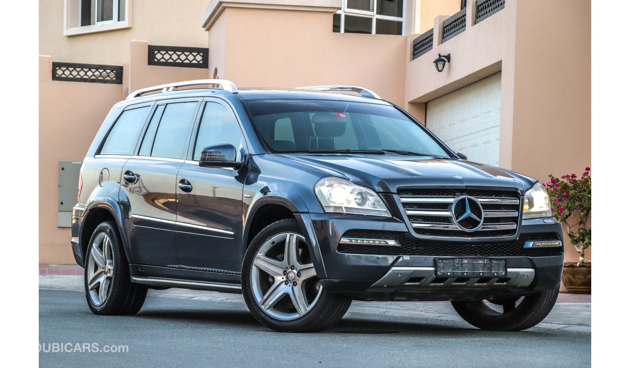 Mercedes-Benz GL 450 2011 GCC with Zero downpayment.